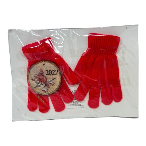 Lakota Sioux Christmas Cardinal Red Bird Painted Wood Ornament Red Gloves 2022 - Picture 2 of 2